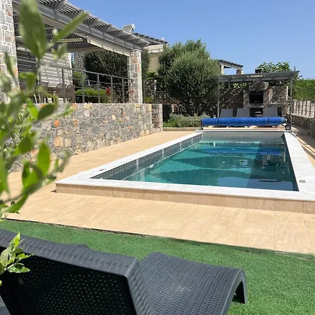 Villa Charlise Luxury By Cretevasion *